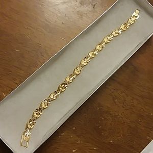 Stunning 24k gold plated bracelet